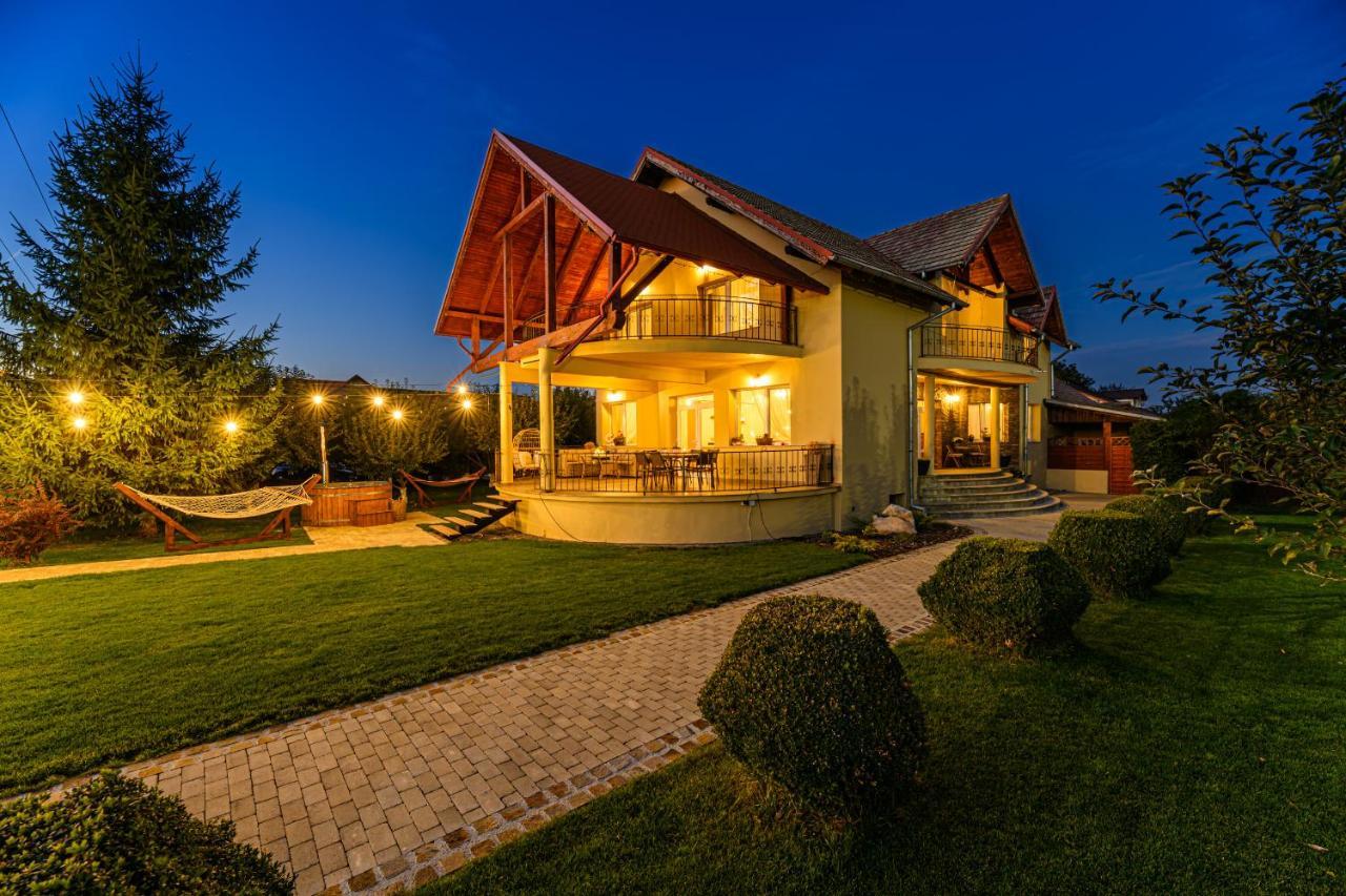 Orchard Villa Braşov Dış mekan fotoğraf